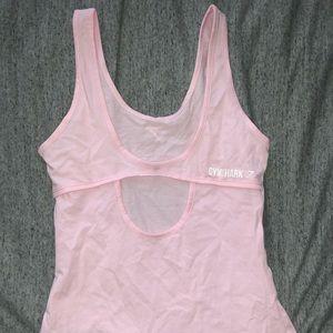 Women’s athletic top